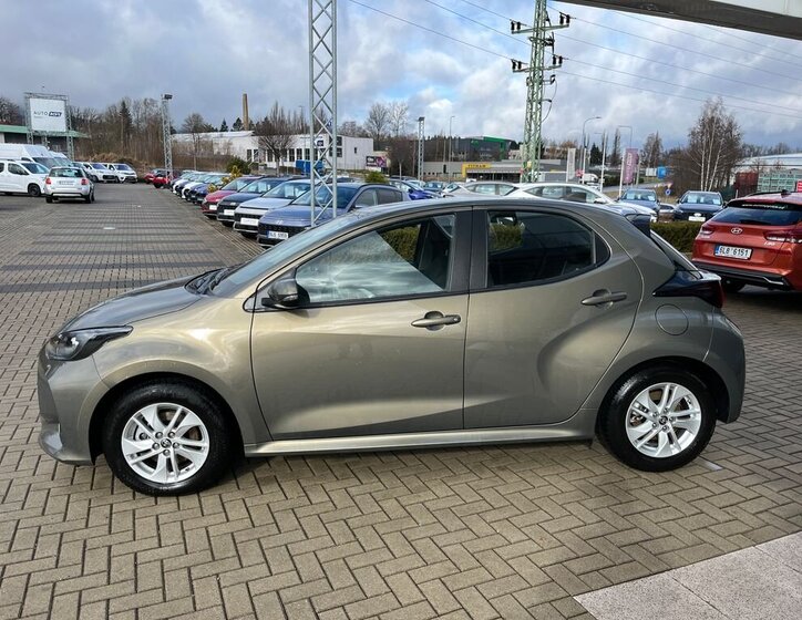 Toyota Yaris Hatchback 1,5 l 68 kw