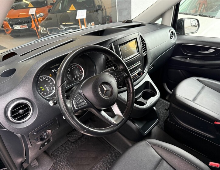 Mercedes-Benz Vito 10