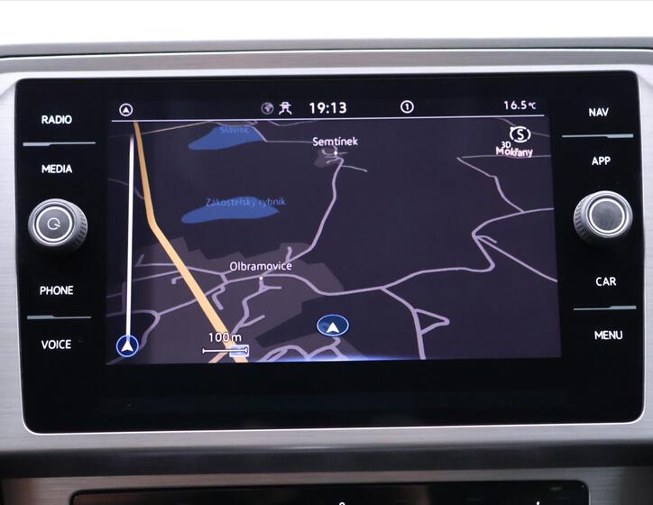 Volkswagen Passat 19