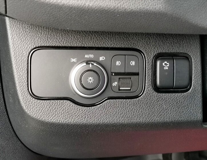 Mercedes-Benz Sprinter Skříň 2,0 l 125 kw