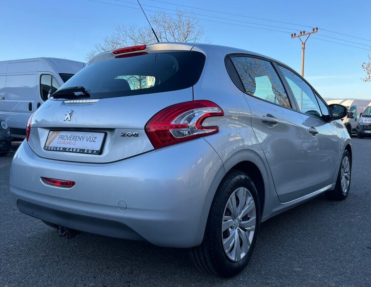 Peugeot 208 Hatchback 1,4 l 70 kw
