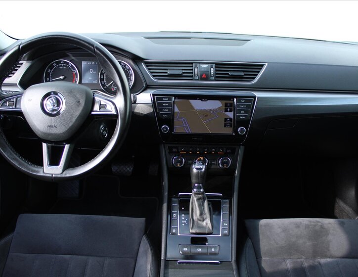 Škoda Superb Liftback 2,0 l 206 kw