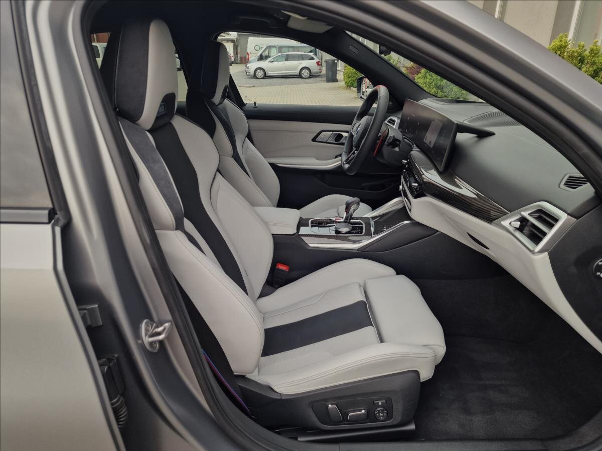BMW M3 Sedan / Limuzína 3,0 l 390 kw
