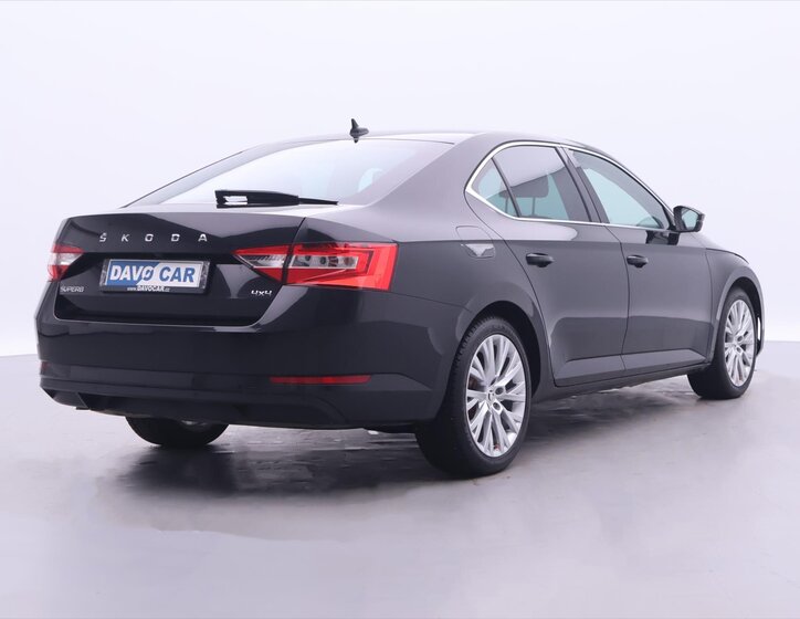Škoda Superb Liftback 2,0 l 147 kw