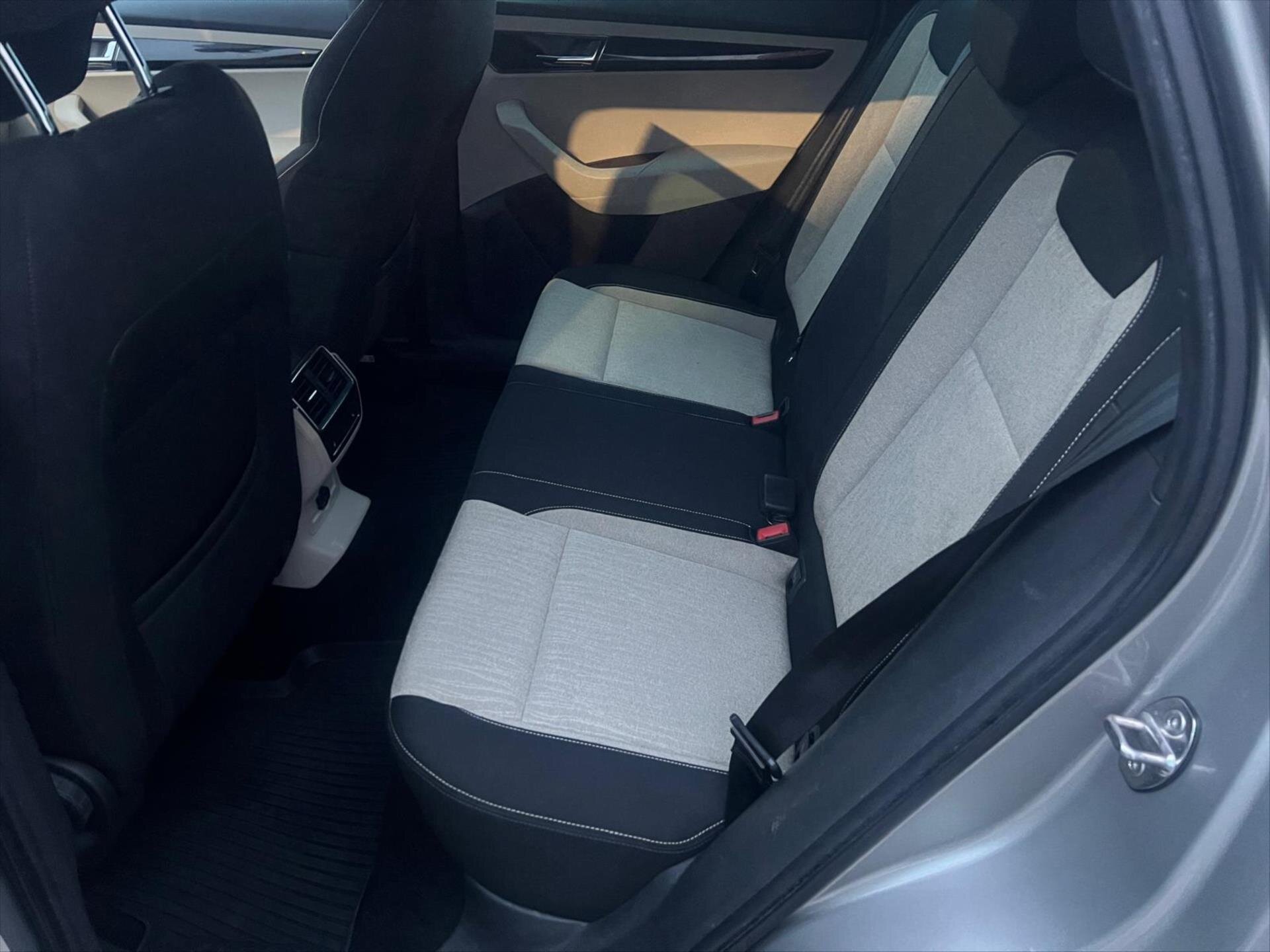 Škoda Karoq Kombi 1,5 l 110 kw