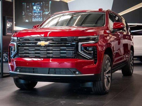 Chevrolet Suburban SUV / Terénní 6,2 l 313 kw