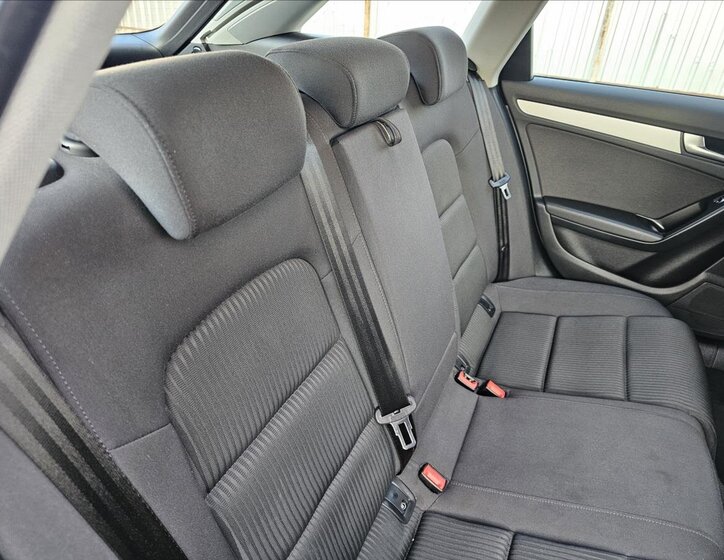 Audi A4 Kombi 2,0 l 110 kw