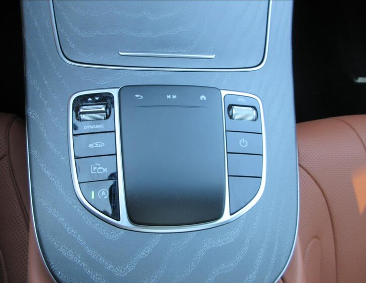 Mercedes-Benz CLS Sedan / Limuzína 3,0 l 270 kw