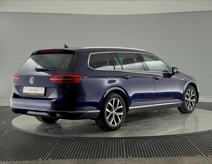 Volkswagen Passat Kombi 2,0 l 140 kw