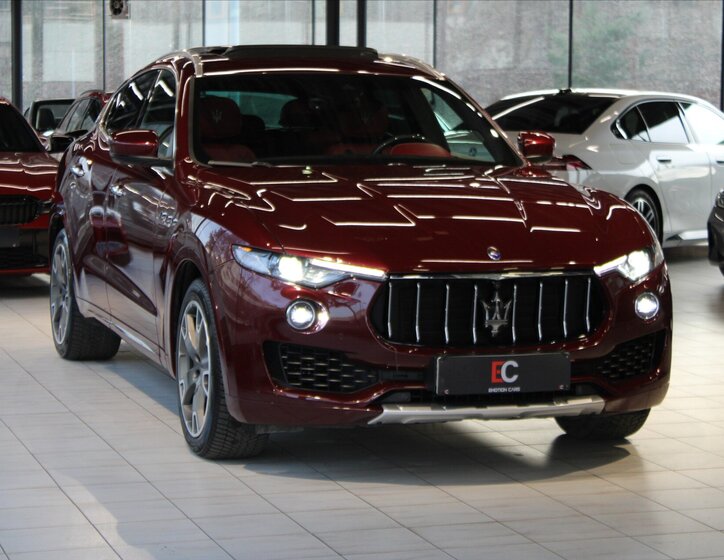 Maserati Levante SUV / Terénní 3,0 l 316 kw