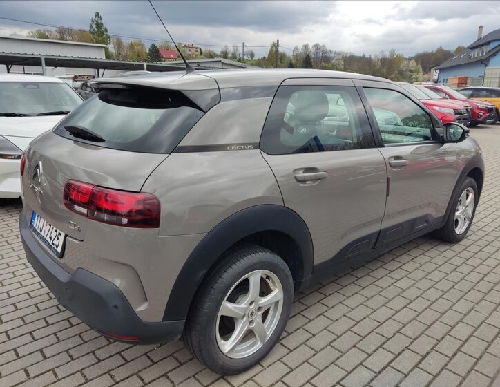 Citroën C4 Cactus Hatchback 1,2 l 81 kw