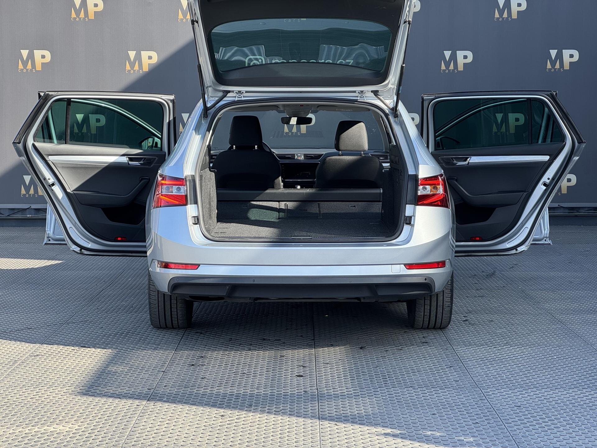 Škoda Superb Kombi 2,0 l 110 kw