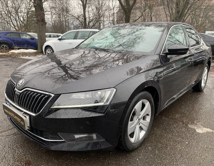 Škoda Superb Liftback 1,5 l 110 kw