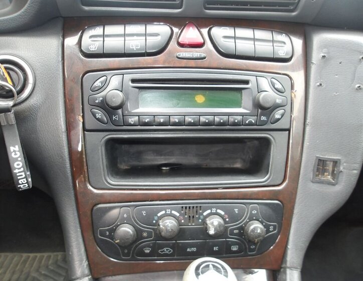 Mercedes-Benz Třídy C Kombi 2,1 l 105 kw