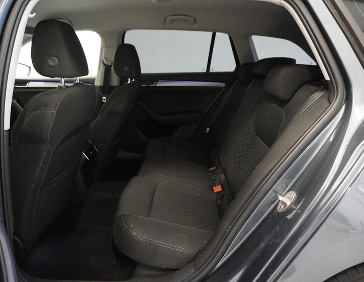 Škoda Superb Kombi 2,0 l 110 kw