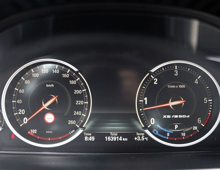 BMW X6 SUV / Terénní 3,0 l 280 kw