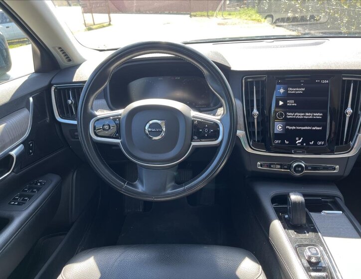 Volvo V90 Kombi 2,0 l 145 kw