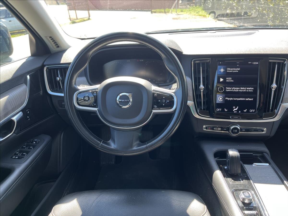 Volvo V90 Kombi 2,0 l 145 kw