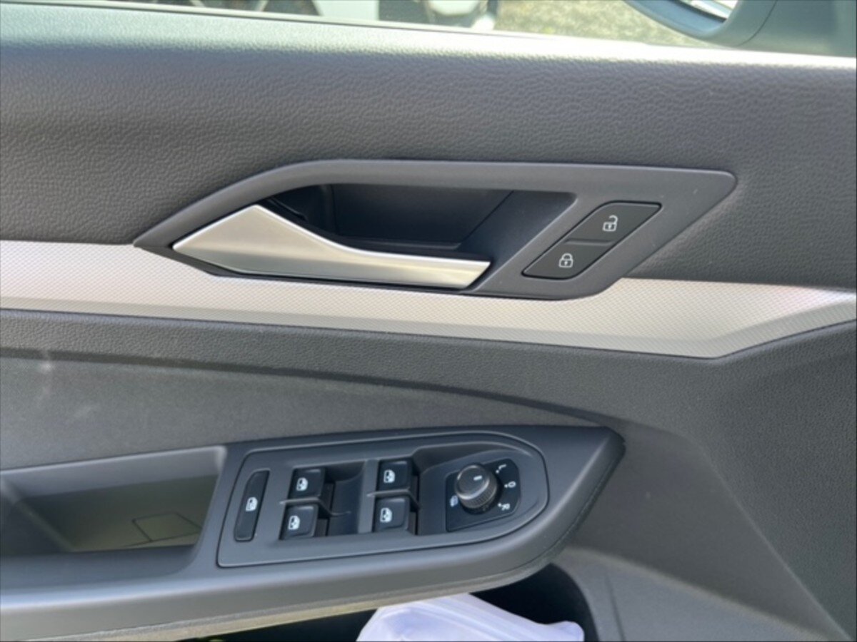 Volkswagen Golf Kombi 999,0 81 kw