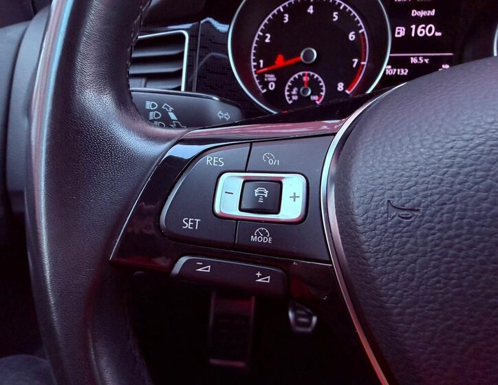 Volkswagen Golf Sportsvan Kombi 1,4 l 92 kw