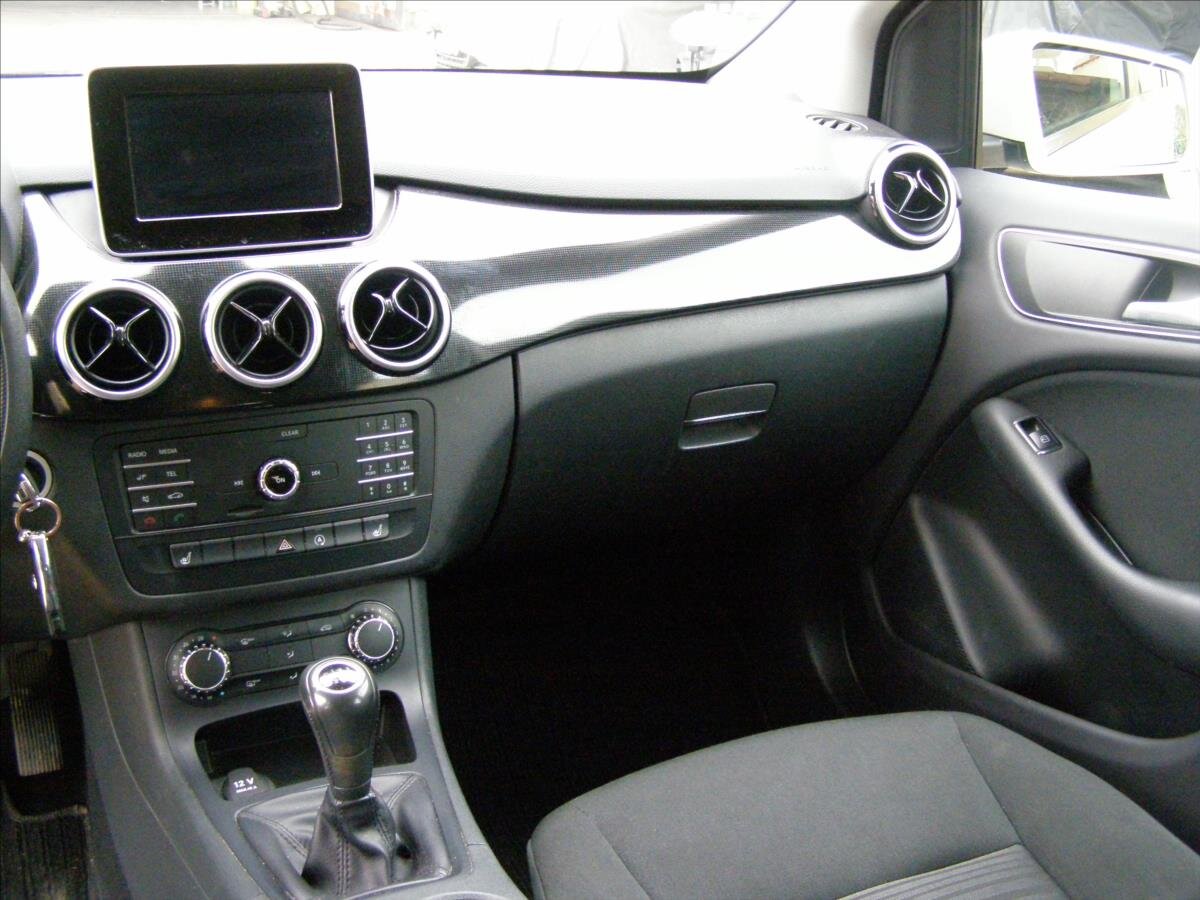 Mercedes-Benz Třídy B MPV 1,6 l 90 kw