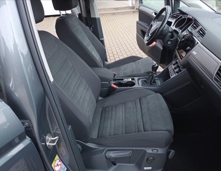 Volkswagen Touran MPV 2,0 l 110 kw