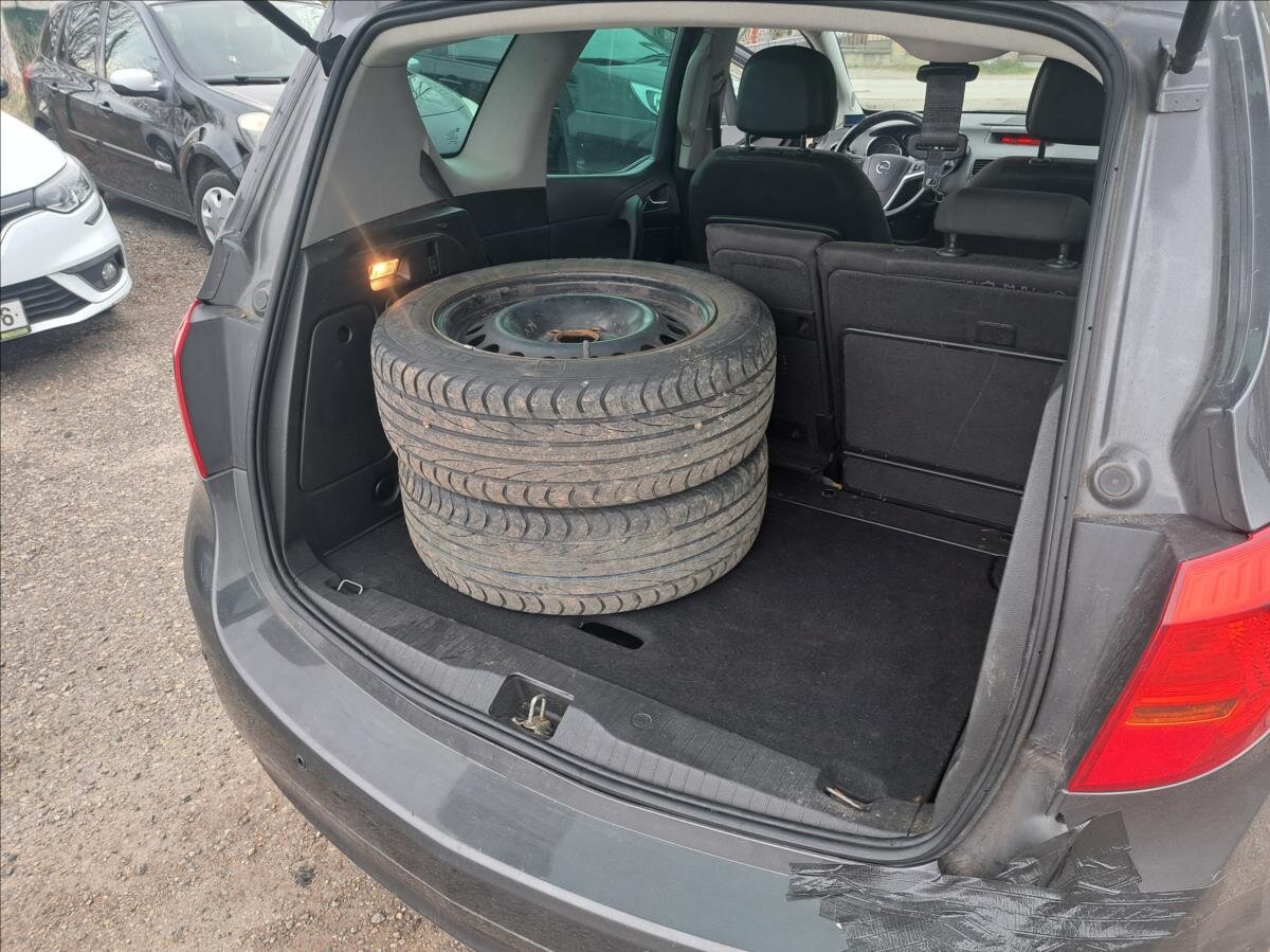 Opel Meriva Hatchback 1,2 l 55 kw