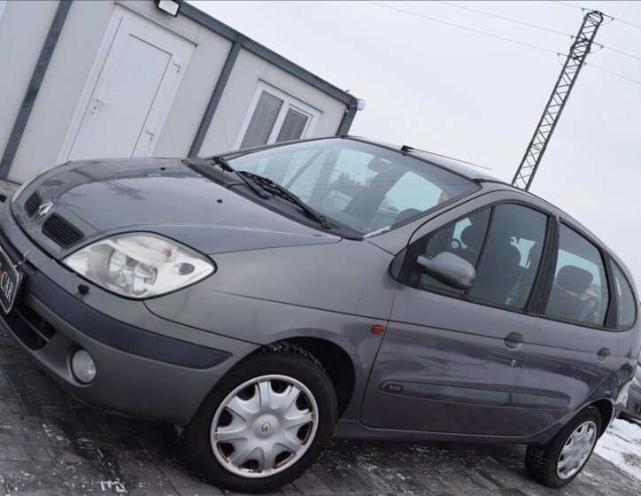 Renault Scénic Kombi 1,9 l 72 kw