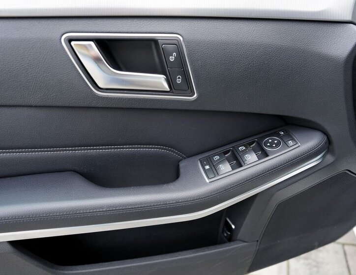 Mercedes-Benz Třídy E Sedan 2,1 l 125 kw