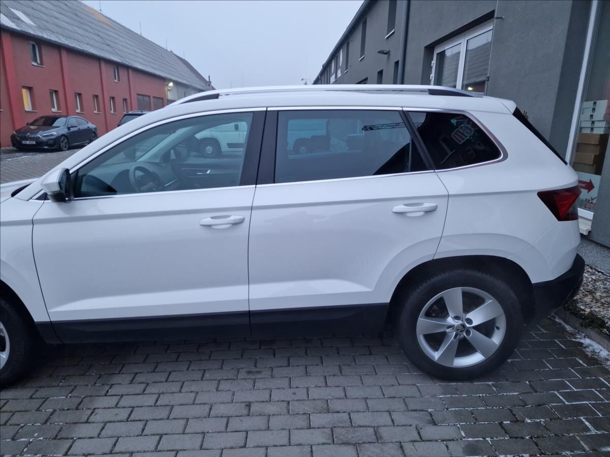 Škoda Karoq SUV / Terénní 2,0 l 110 kw