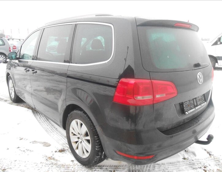 Volkswagen Sharan MPV 2,0 l 103 kw