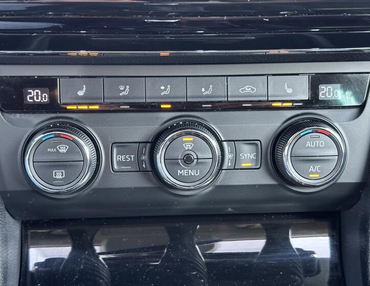 Škoda Superb Kombi 2,0 l 110 kw