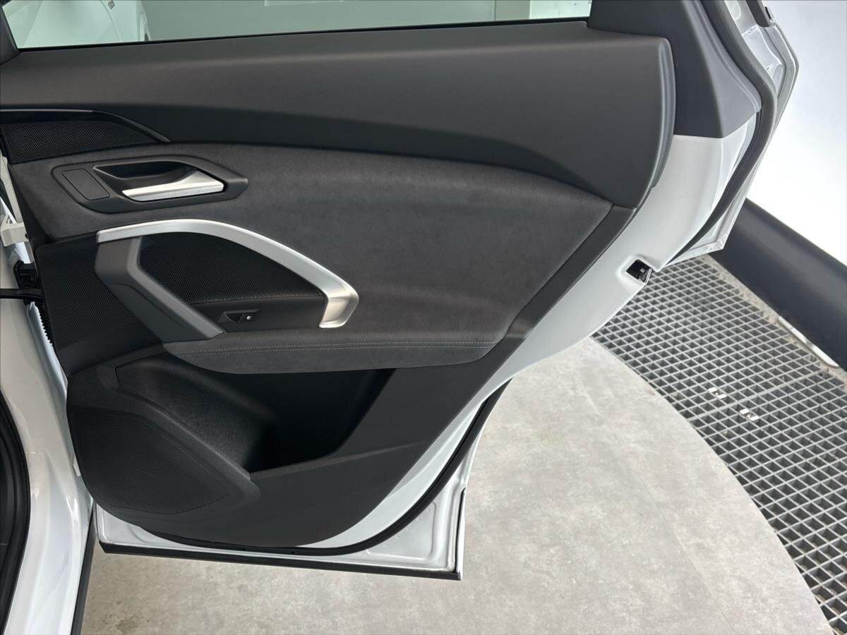 Audi Q5 SUV / Terénní 2,0 l 150 kw