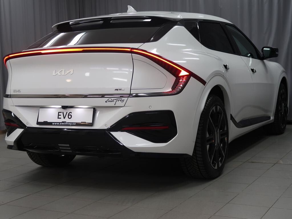 KIA EV6 Liftback 0,0 239 kw