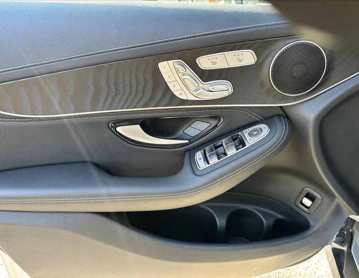 Mercedes-Benz GLC 12