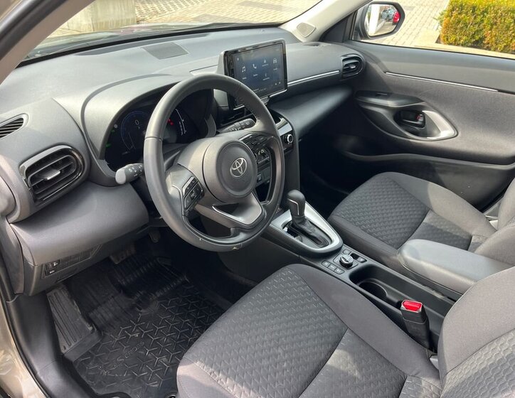 Toyota Yaris Cross SUV / Terénní 1,5 l 68 kw