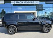 Land Rover Defender 3