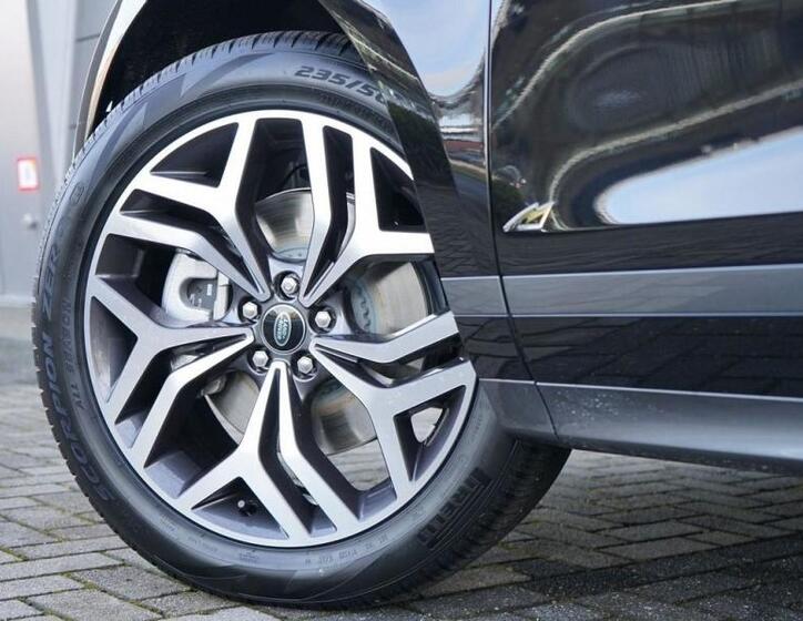 Land Rover Range Rover Evoque 12