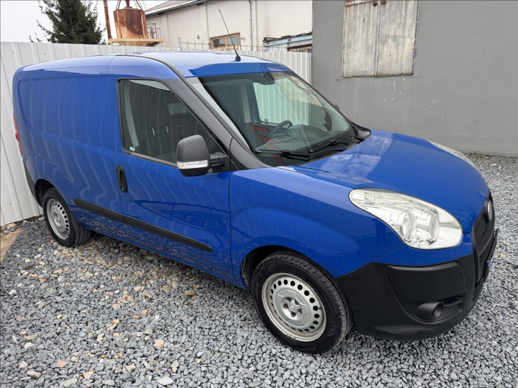 Fiat Dobló cargo Skříň 1,4 l 70 kw
