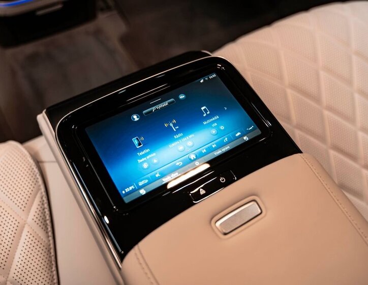 Mercedes-Benz Třídy S Sedan 4,0 l 370 kw