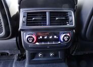 Audi Q7 25