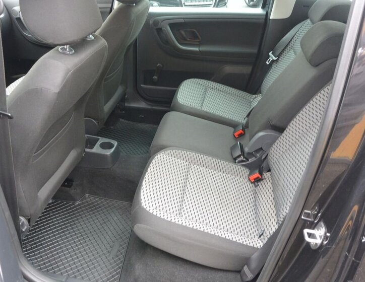 Škoda Roomster Kombi 1,2 l 63 kw