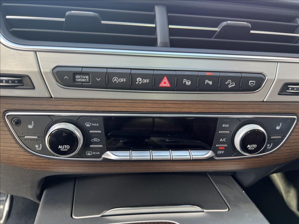 Audi SQ7 SUV / Terénní 4,0 l 320 kw