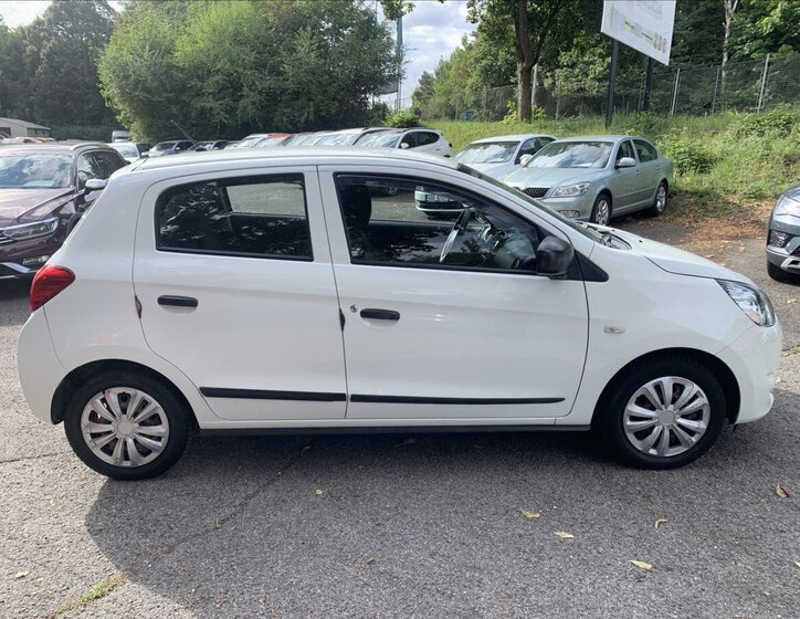 Mitsubishi Space Star Hatchback 999,0 52 kw