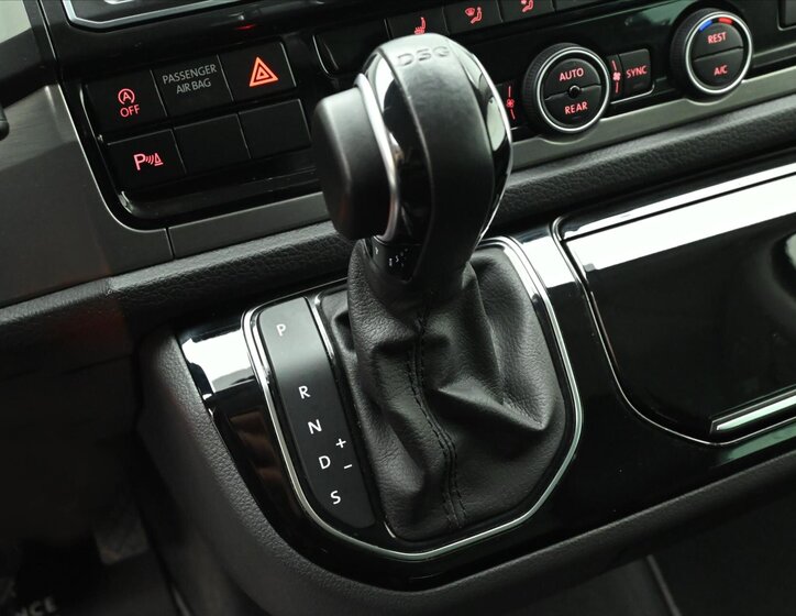 Volkswagen Multivan VAN / Minibus 2,0 l 150 kw