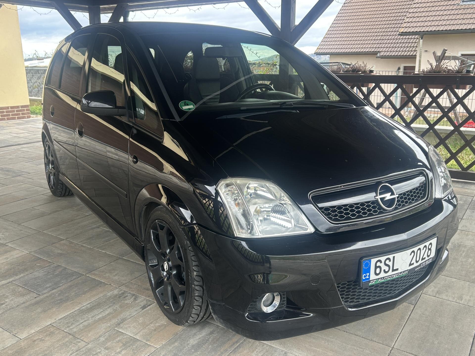 Opel Meriva Hatchback 1,6 l 132 kw