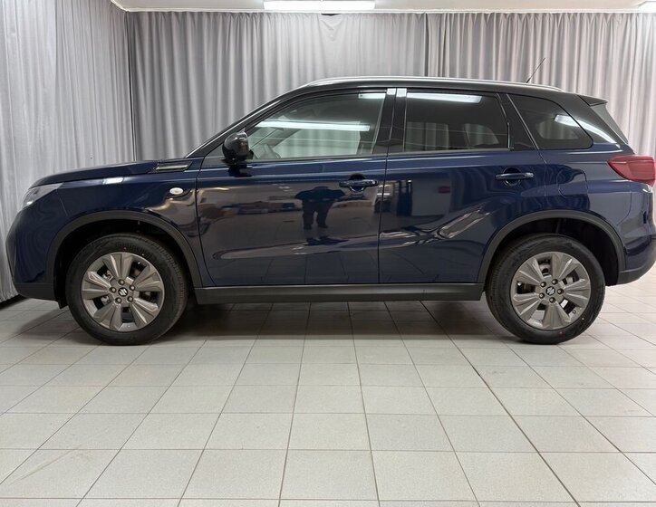 Suzuki Vitara SUV / Terénní 1,4 l 81 kw