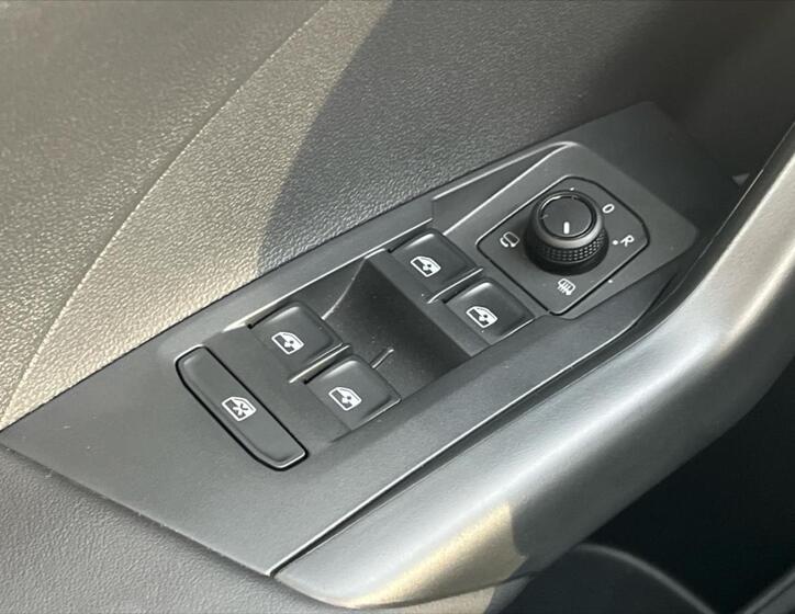 Volkswagen T-Cross 20