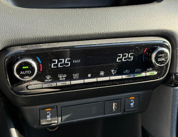 Toyota Yaris Hatchback 1,5 l 68 kw