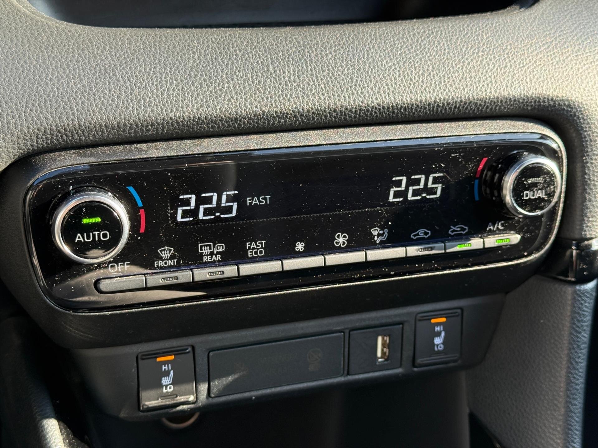 Toyota Yaris Hatchback 1,5 l 68 kw